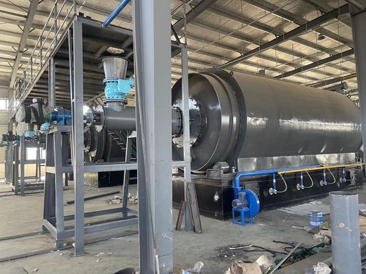 Máquina de pirólise contínua de resíduos de pneus de plástico para óleo com reator
