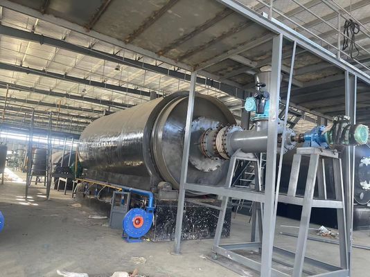 Reator de reciclagem de pneus de 10 t/dia Equipamento de pirólise de óleo combustível Aplicação versátil