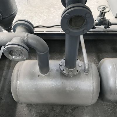 Máquina de pirólise de resíduos plásticos com alta produção de óleo e painel de controlo fácil de usar